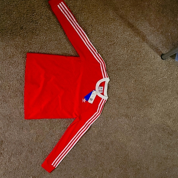 adidas Tops - Addidas sweatshirt
